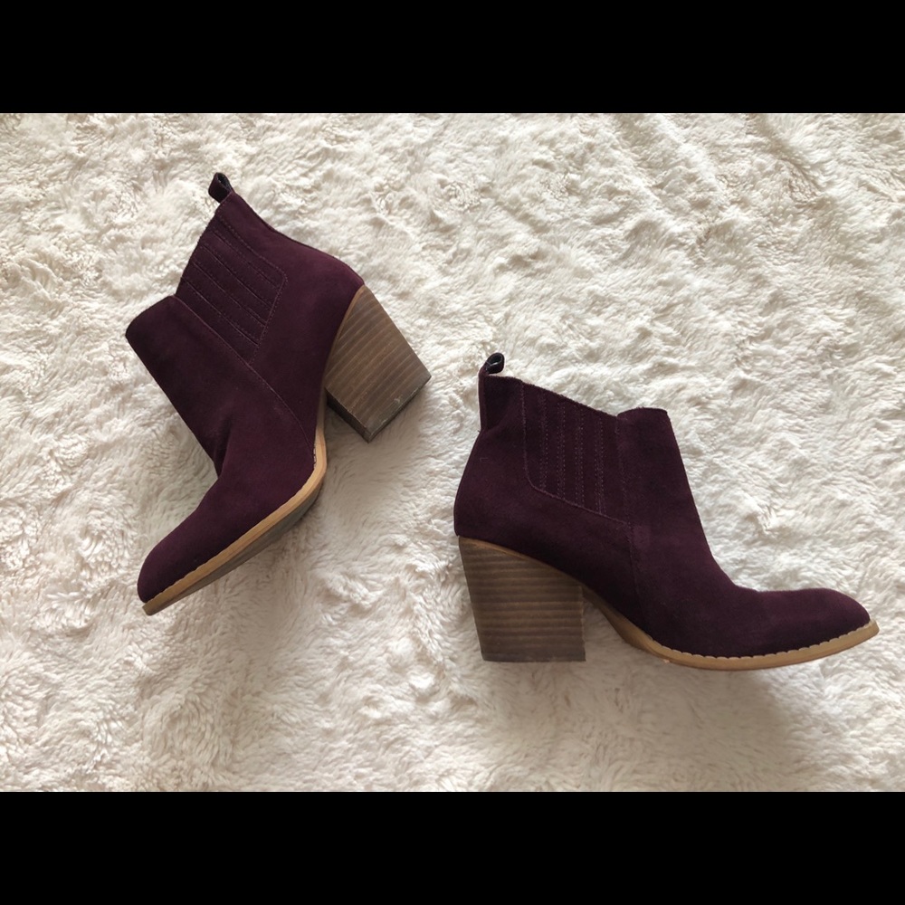 Burgundy suede booties